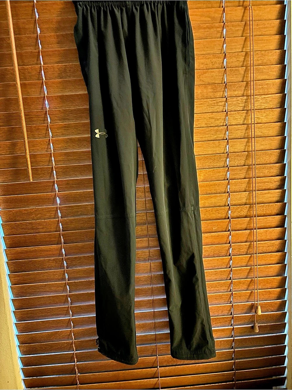 Under Armour Smooch Fitted Black Athletic Jogger Pants Like New